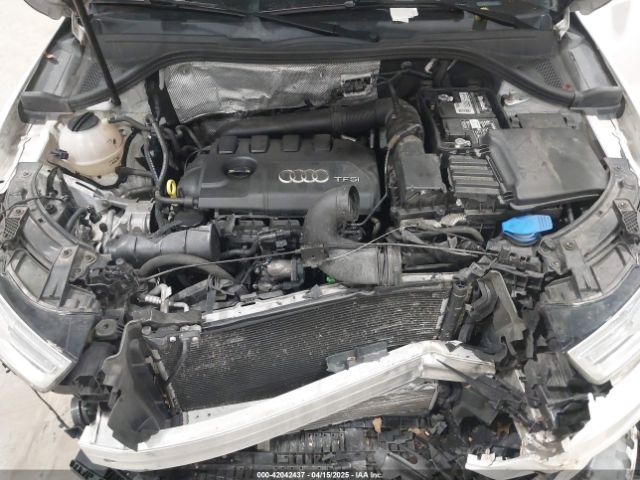 WA1ECCFS0HR009385 Audi Q3 2.0t Premium