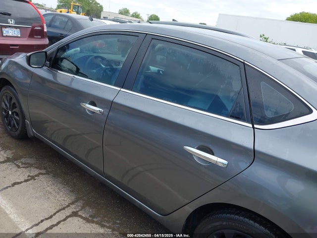 3N1AB7APXJY232795 Nissan SENTRA S