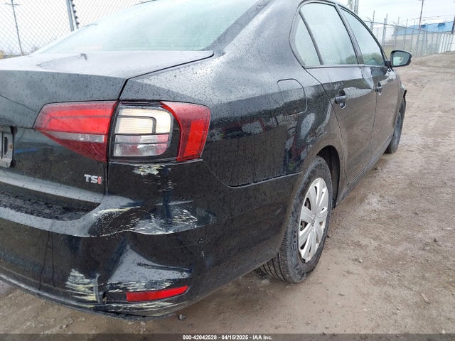 3VW267AJ8GM379129 Volkswagen Jetta 1.4t S
