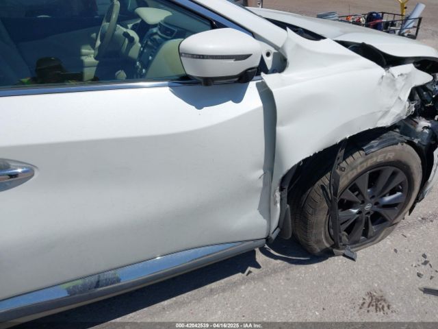 5N1AZ2MG8JN186092 Nissan MURANO SV