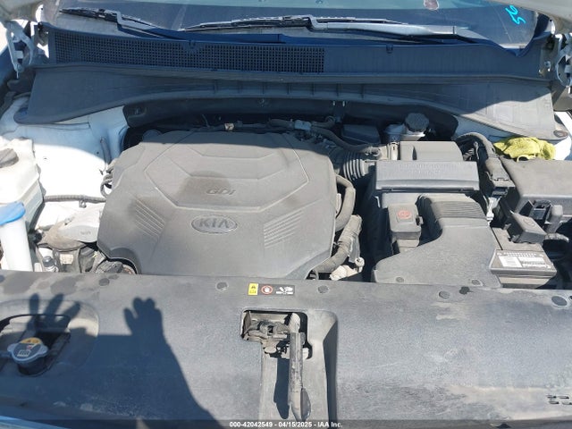 5XYPG4A50KG565227 KIA Sorento 3.3l Lx
