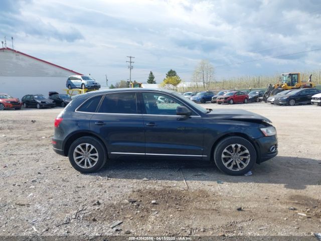 WA1LFAFP1EA114946 Audi Q5 2.0t Premium