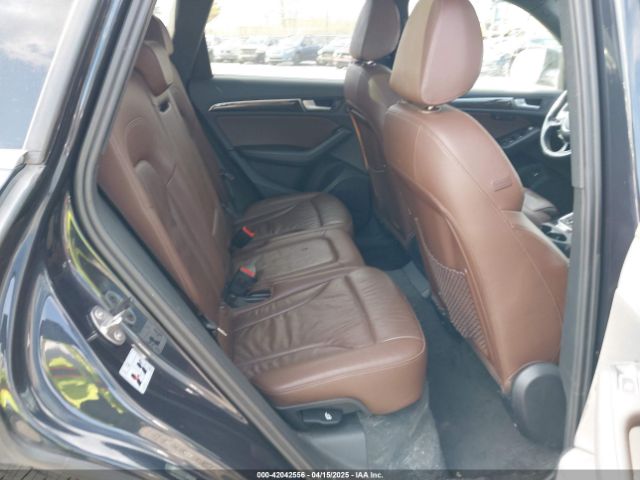 WA1LFAFP1EA114946 Audi Q5 2.0t Premium