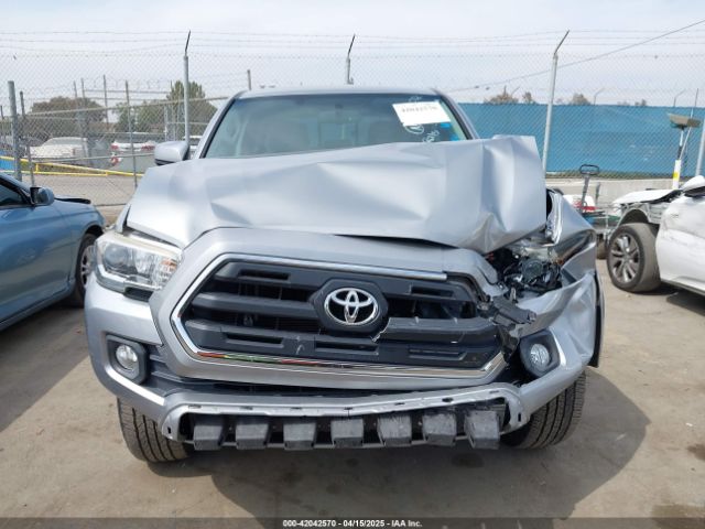 3TMAZ5CN0HM038271 Toyota Tacoma Sr5 V6