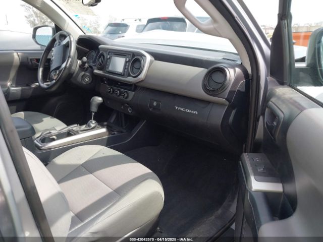 3TMAZ5CN0HM038271 Toyota Tacoma Sr5 V6