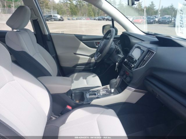 JF2SKACC8KH459569 Subaru Forester