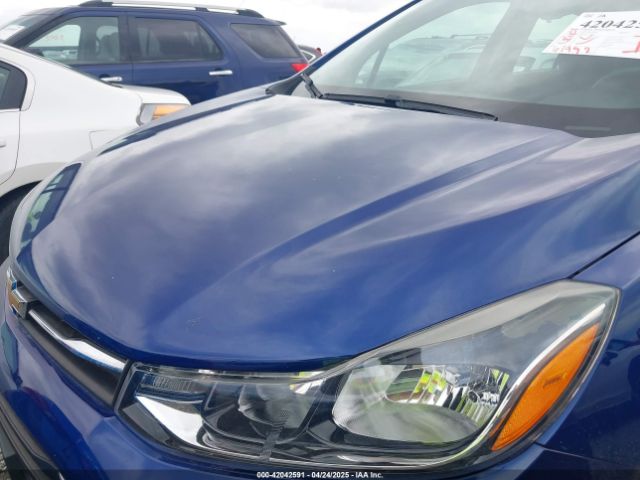 3GNCJNSBXHL173598 Chevrolet TRAX LS