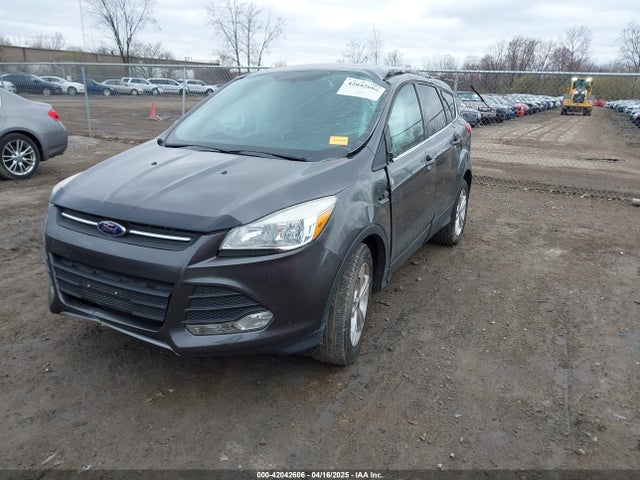 1FMCU0G74FUC07038 Ford ESCAPE SE