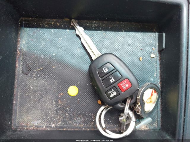 4T1BF1FK2FU476205 Toyota CAMRY SE