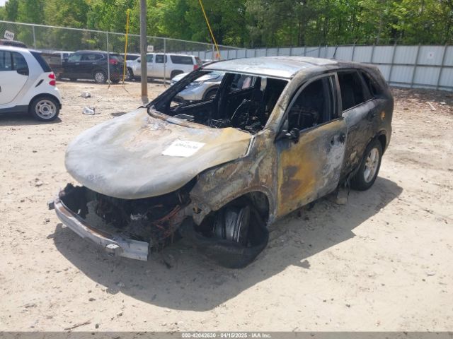 5XYKT3A65EG486679 KIA SORENTO LX