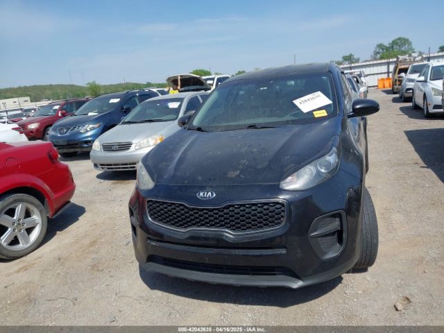 KNDPM3AC2J7458841 KIA Sportage Lx