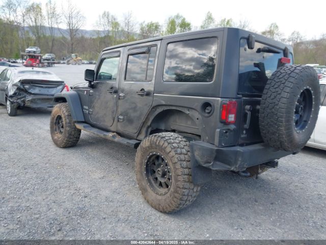 1C4HJWDG2JL930461 Jeep Wrangler Jk Unlimited Sport S 4x4