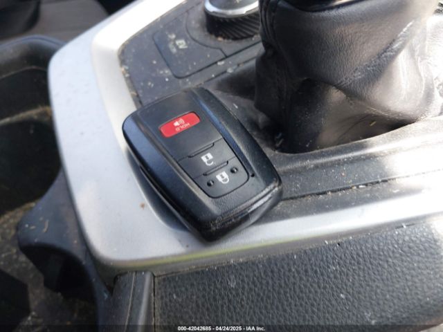 2T3RWRFV3KW012400 Toyota Rav4 Hybrid Xle
