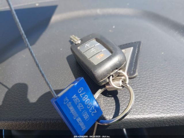 5N1AT2MT3KC843960 Nissan 2019