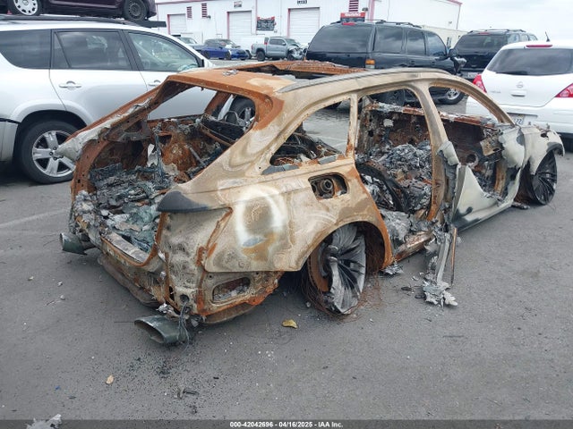 2022 AUDI RS 6 AVANT WUA1CBF24NN902356 Photo 3