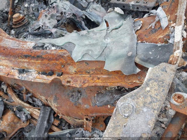 2022 AUDI RS 6 AVANT WUA1CBF24NN902356 Photo 8