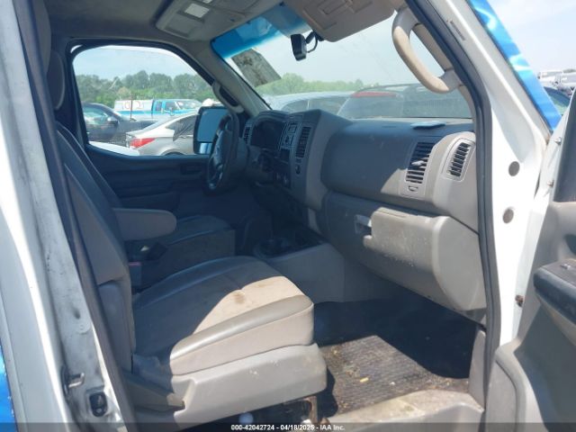1N6BF0KL8FN800567 Nissan Nv Cargo Nv1500 S V6
