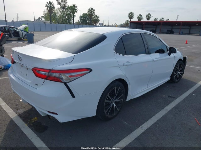 4T1B11HK7JU058906 Toyota CAMRY SE