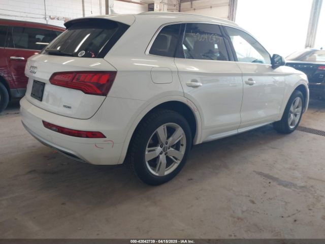 2019 AUDI Q5 WA1ANAFY3K2131756 Photo 3