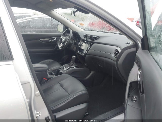 5N1AT2MT5LC814171 Nissan Rogue Sv Fwd