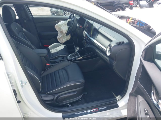 3KPF54AD8PE638941 KIA Forte Gt-line