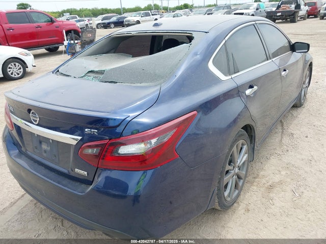 1N4AL3AP3JC162025 Nissan 2018