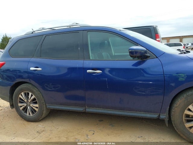 5N1DR2MN5HC902786 Nissan Pathfinder Sl