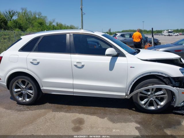 WA1BCCFS4JR000455 Audi Q3 2.0t Premium/2.0t Sport Premium