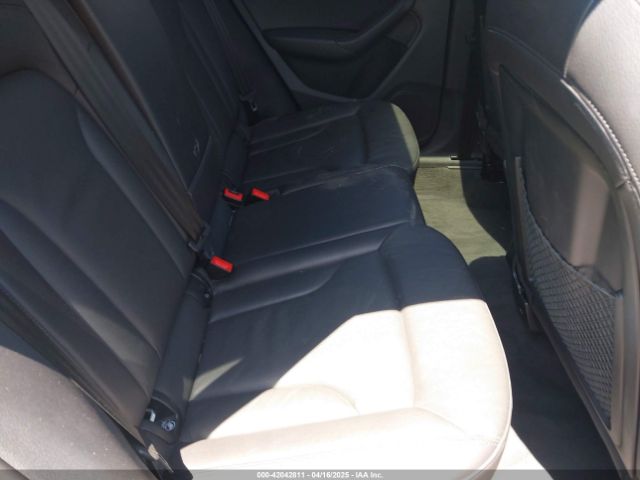 WA1BCCFS4JR000455 Audi Q3 2.0t Premium/2.0t Sport Premium