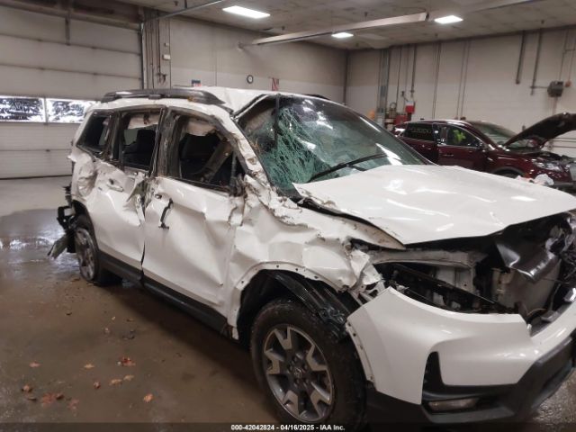 5FNYF8H64NB002982 Honda Passport Awd Trailsport