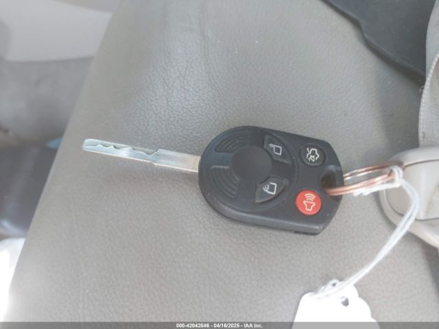 1FMCU0GX6FUB25165 Ford ESCAPE SE