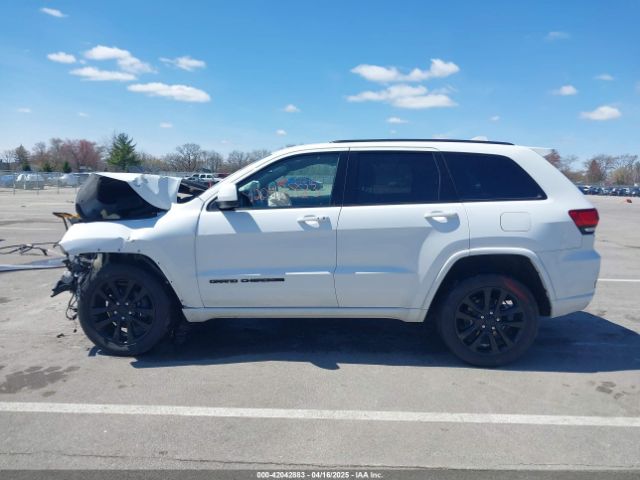 1C4RJFAG4JC500181 Jeep Grand Cherokee Altitude 4x4
