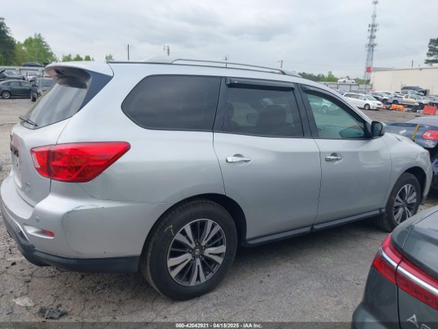 5N1DR2MM9HC648975 Nissan Pathfinder Sv