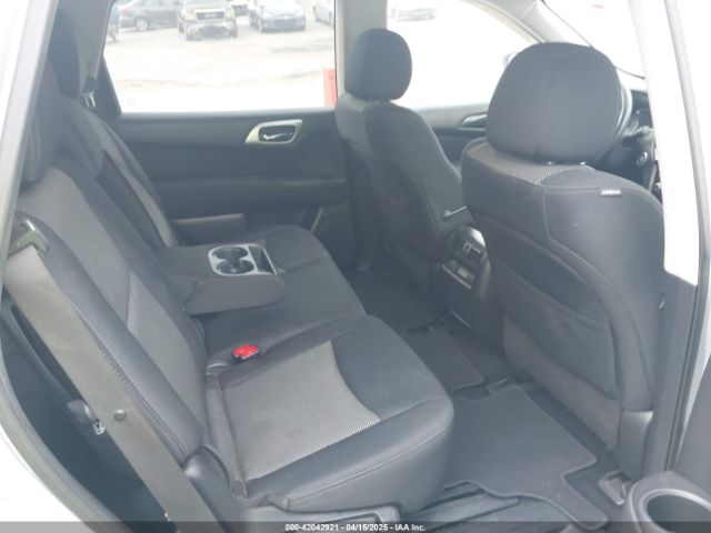 5N1DR2MM9HC648975 Nissan Pathfinder Sv