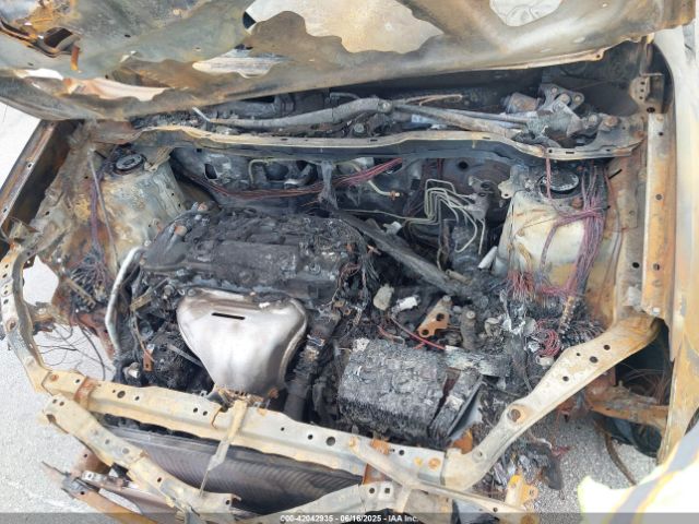 2T3ZFREV2HW368606 Toyota RAV4 LE