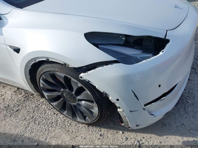 5YJYGDEFXMF240246 Tesla Model Y Performance Dual Motor All-wheel Drive