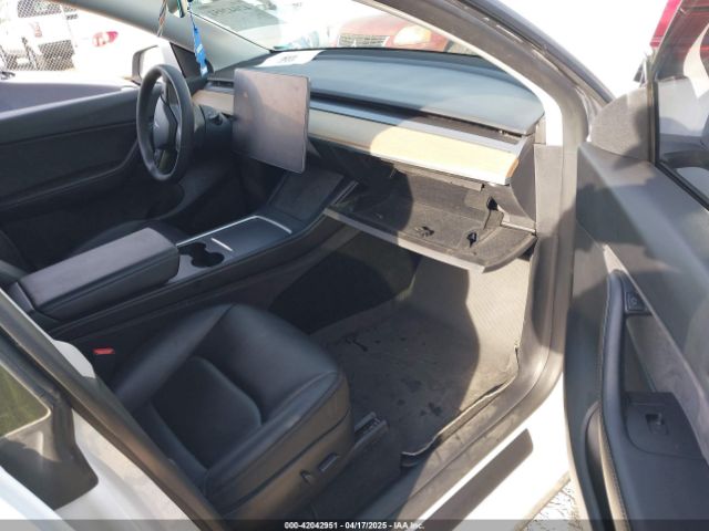 5YJYGDEFXMF240246 Tesla Model Y Performance Dual Motor All-wheel Drive