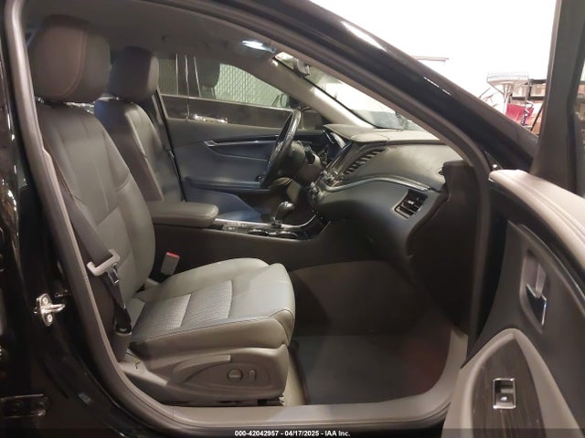 1G1105S32JU122113 Chevrolet IMPALA 1LT