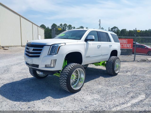 1GYS3BKJ6LR124477 Cadillac Escalade 2wd Luxury
