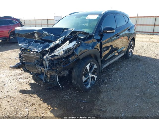KM8J33A23HU490270 Hyundai Tucson Sport