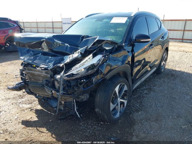 KM8J33A23HU490270 Hyundai Tucson Sport