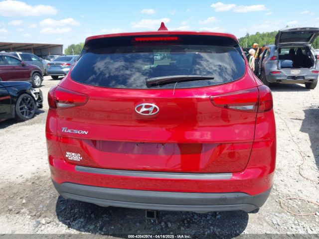 KM8J23A47MU379915 Hyundai TUCSON SE