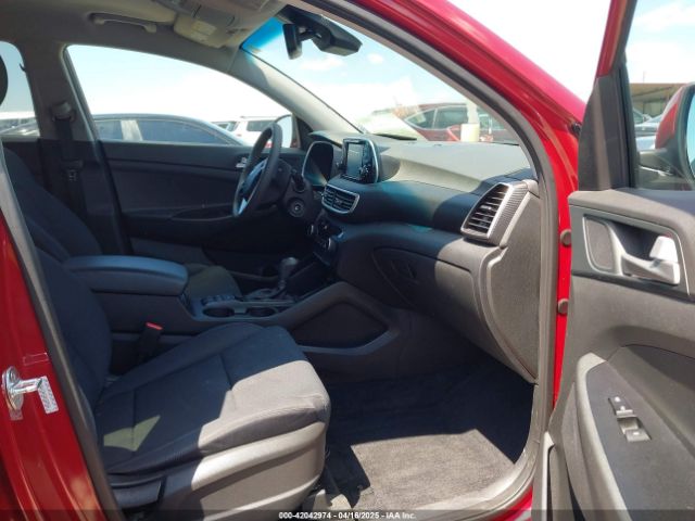 KM8J23A47MU379915 Hyundai TUCSON SE
