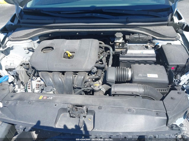 5NPD84LF1KH408272 Hyundai ELANTRA SEL