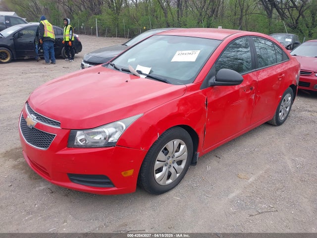 1G1PA5SG2E7151755 Chevrolet Cruze Ls Auto