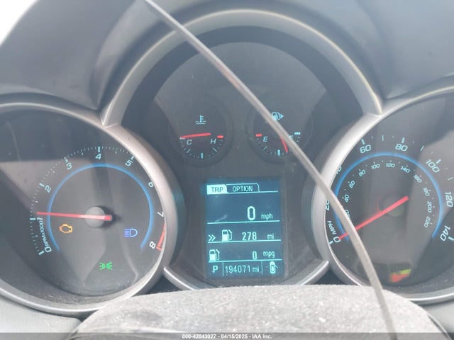 1G1PA5SG2E7151755 Chevrolet Cruze Ls Auto