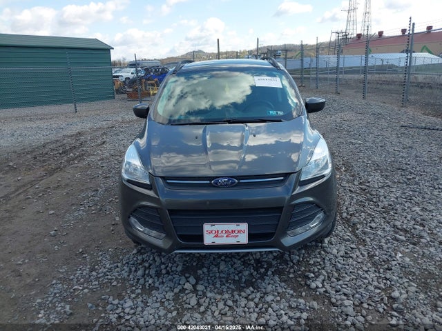1FMCU9GX5GUA06660 Ford ESCAPE SE