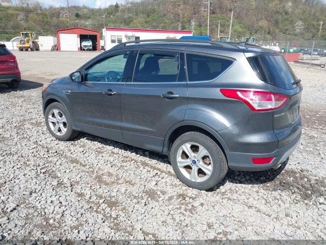1FMCU9GX5GUA06660 Ford ESCAPE SE