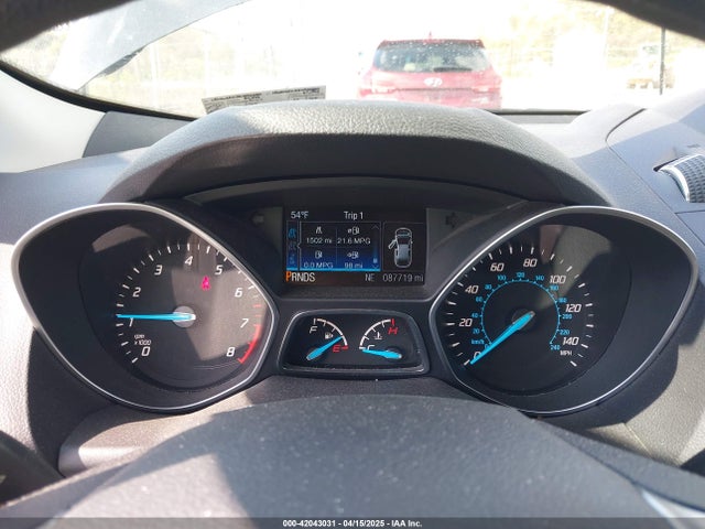 1FMCU9GX5GUA06660 Ford ESCAPE SE