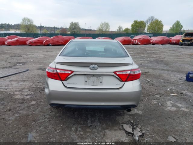 4T1BF1FK0GU170962 Toyota CAMRY SE